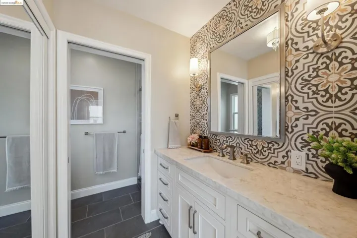 1040 Dutton Ave, San Leandro, California 94577