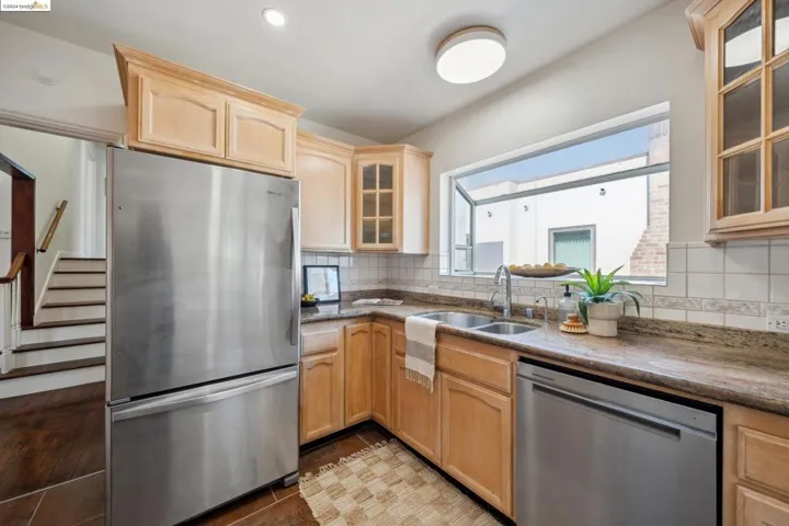 1040 Dutton Ave, San Leandro, California 94577