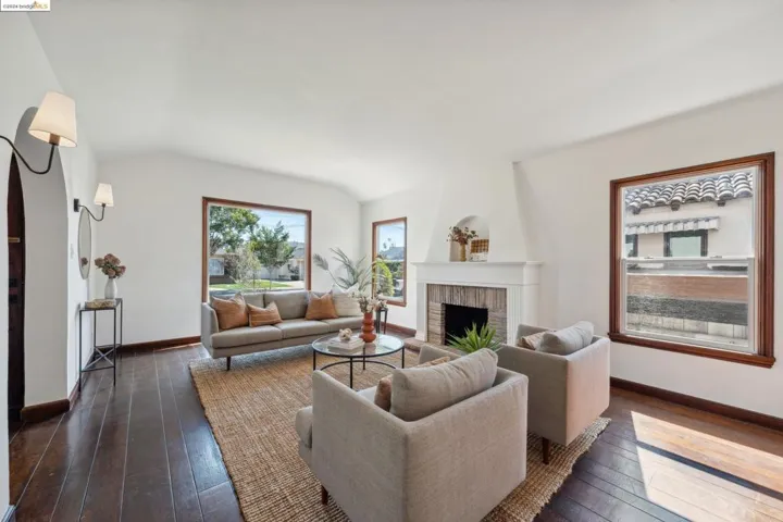 1040 Dutton Ave, San Leandro, California 94577