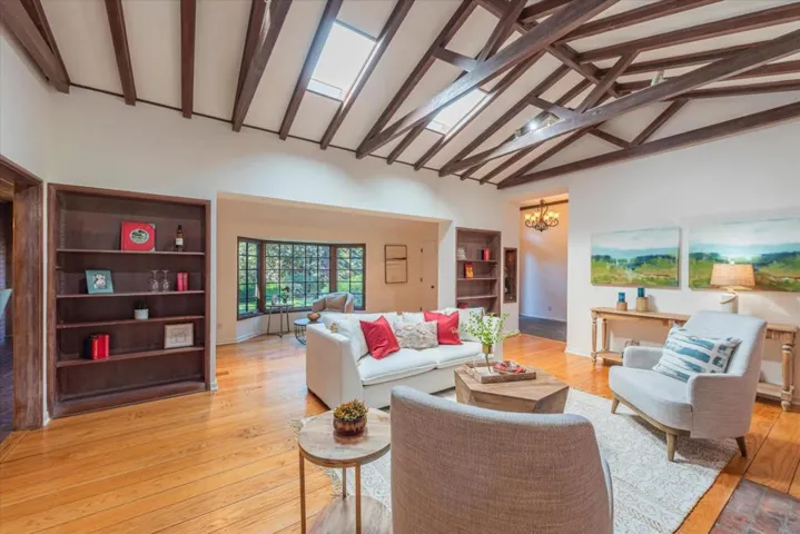 open-beam high ceilings with skylights