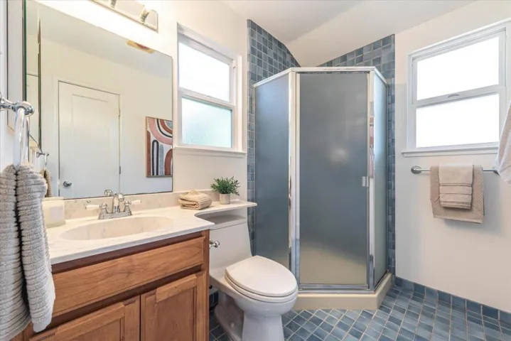 960 Dry Creek Road, San Jose, California 95124