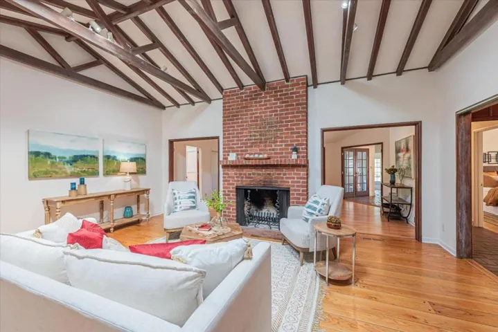 960 Dry Creek Road, San Jose, California 95124