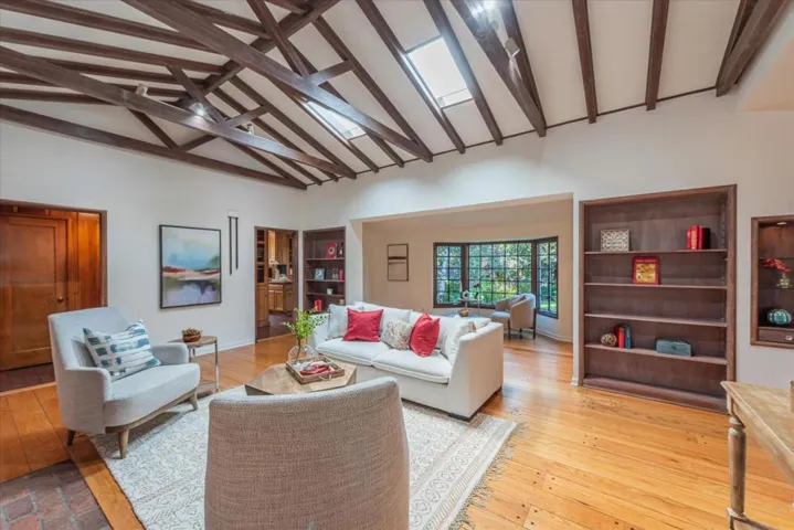 open-beam high ceilings with skylights