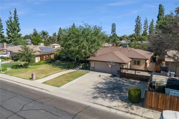 7500 Hooper Avenue, Bakersfield, California 93308