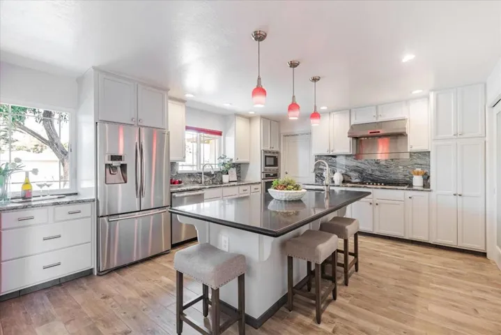 1110 Shadle Avenue, Campbell, California 95008