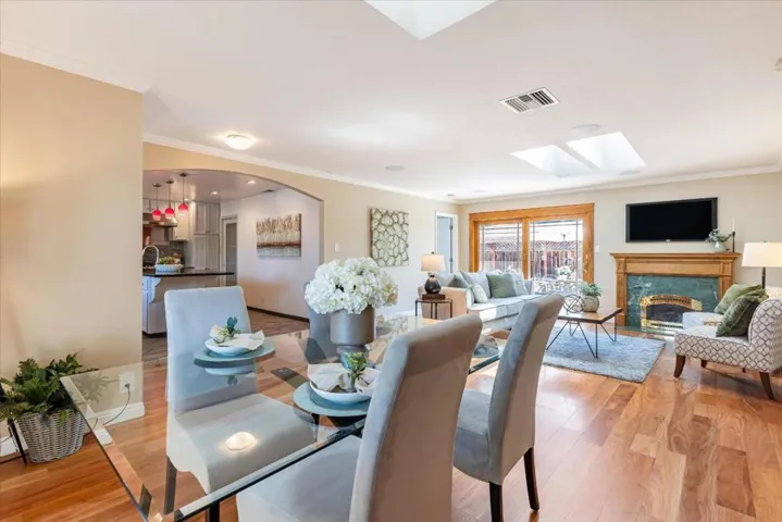 1110 Shadle Avenue, Campbell, California 95008