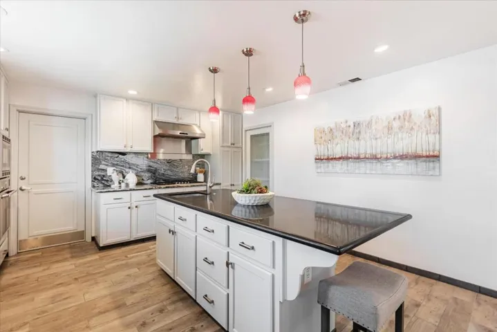 1110 Shadle Avenue, Campbell, California 95008