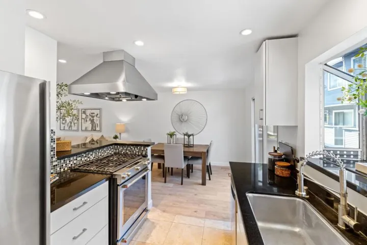 75 Union Avenue 12, Campbell, California 95008