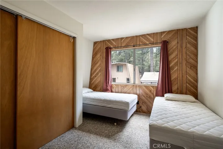 42587 Falcon Avenue, Big Bear Lake, California 92315