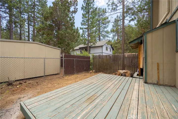 42587 Falcon Avenue, Big Bear Lake, California 92315