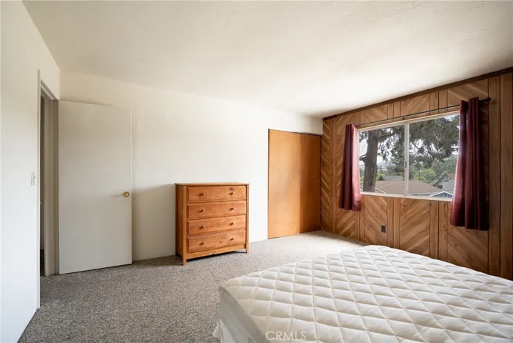 42587 Falcon Avenue, Big Bear Lake, California 92315