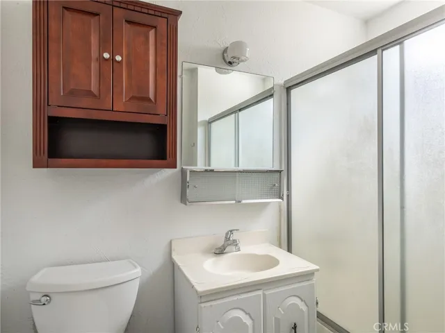 42587 Falcon Avenue, Big Bear Lake, California 92315