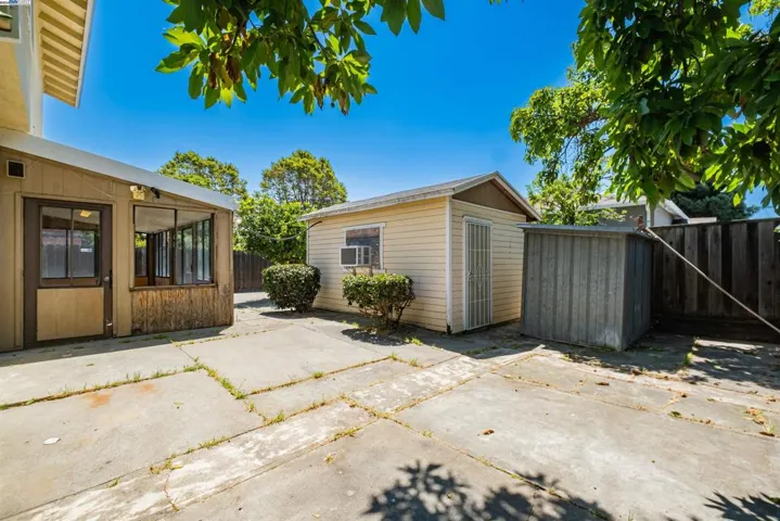 482 Olive St, San Leandro, California 94578