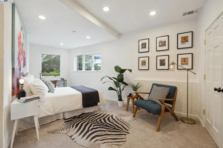 6001 Avoca Avenue, Oakland, California 94611