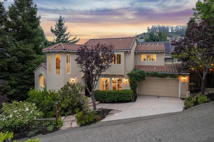 6001 Avoca Avenue, Oakland, California 94611