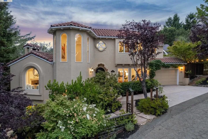 6001 Avoca Avenue, Oakland, California 94611