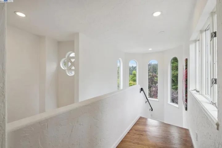 6001 Avoca Avenue, Oakland, California 94611