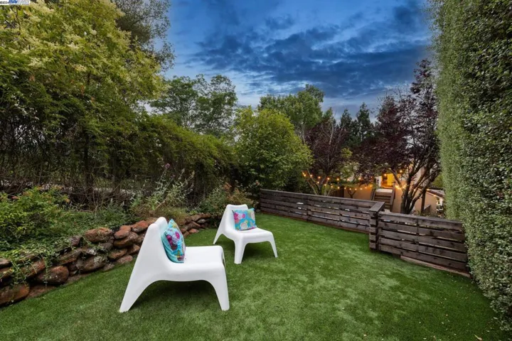 6001 Avoca Avenue, Oakland, California 94611