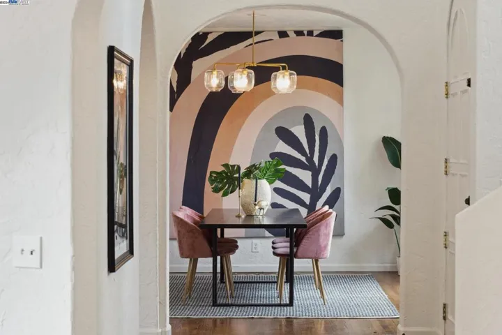 6001 Avoca Avenue, Oakland, California 94611