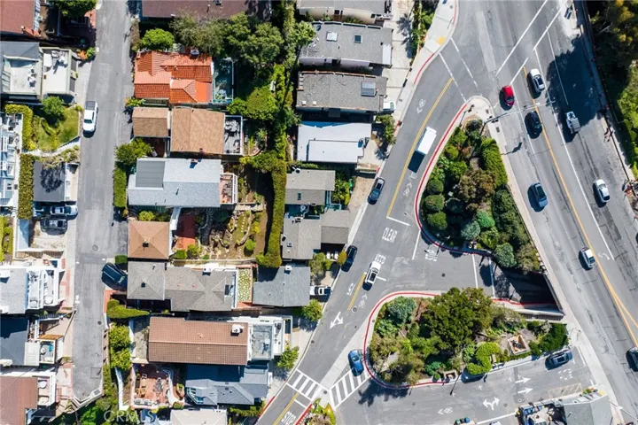 223 & 217 Nyes Place, Laguna Beach, California 92651