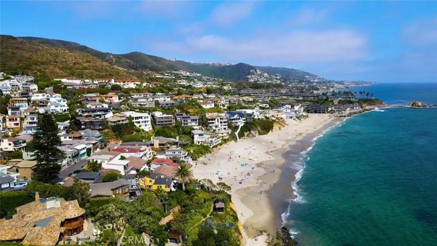 223 & 217 Nyes Place, Laguna Beach, California 92651