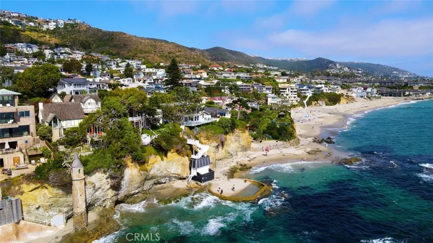 223 & 217 Nyes Place, Laguna Beach, California 92651