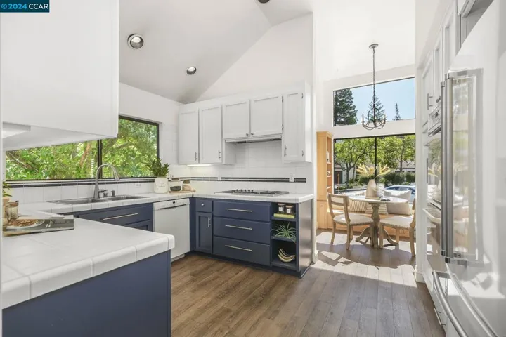1261 Avenida Sevilla 1b, Walnut Creek, California 94595