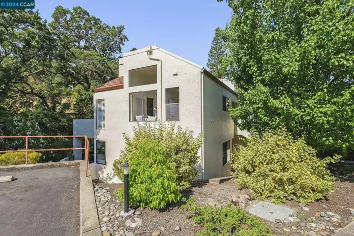 1261 Avenida Sevilla 1b, Walnut Creek, California 94595