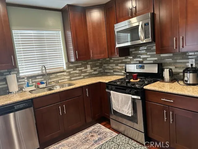 9620 Sepulveda 21, North Hills, California 91343