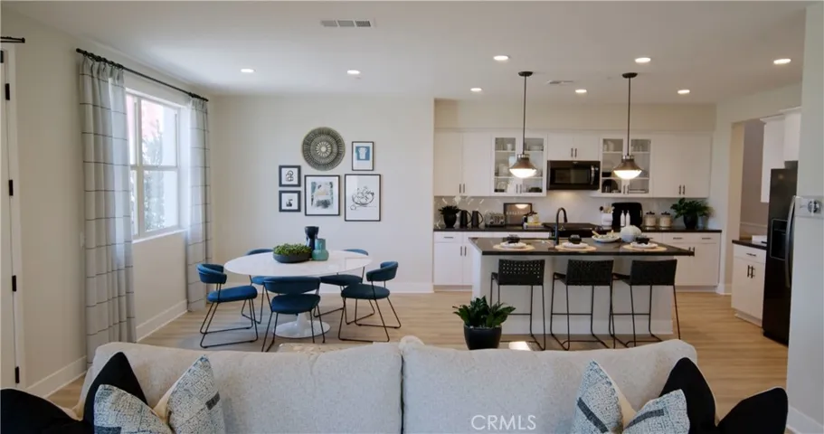 4395 S. Alegre Privado 2, Ontario, California 91761