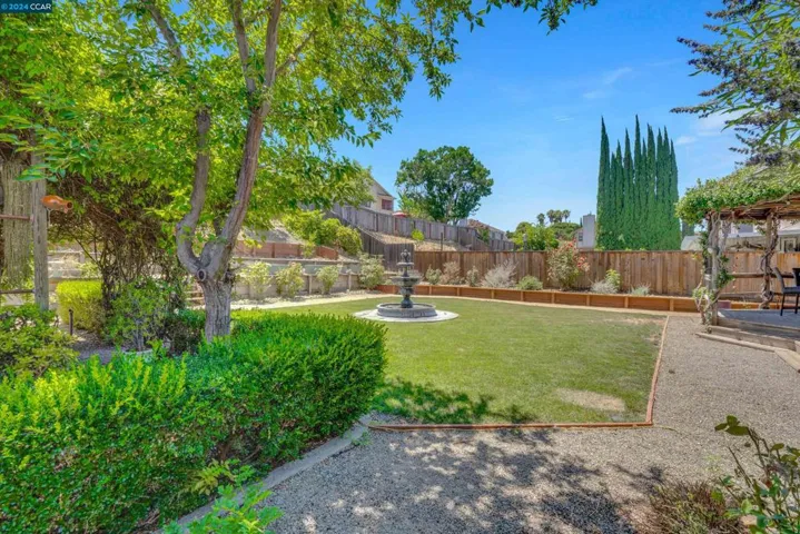 512 Bluerock Dr, Antioch, California 94509