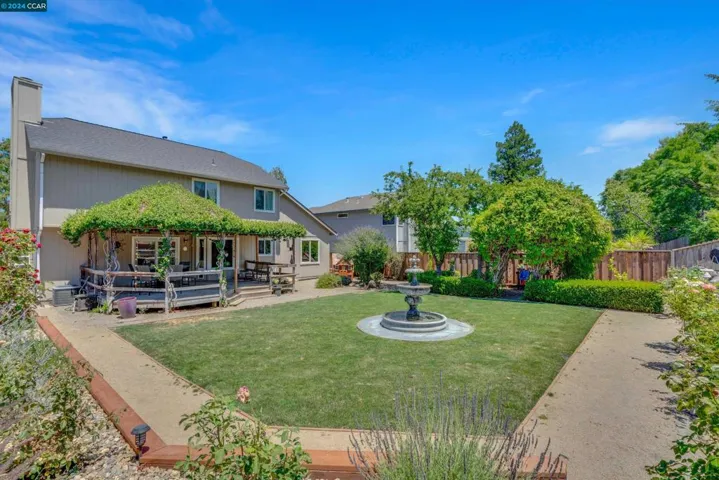 512 Bluerock Dr, Antioch, California 94509