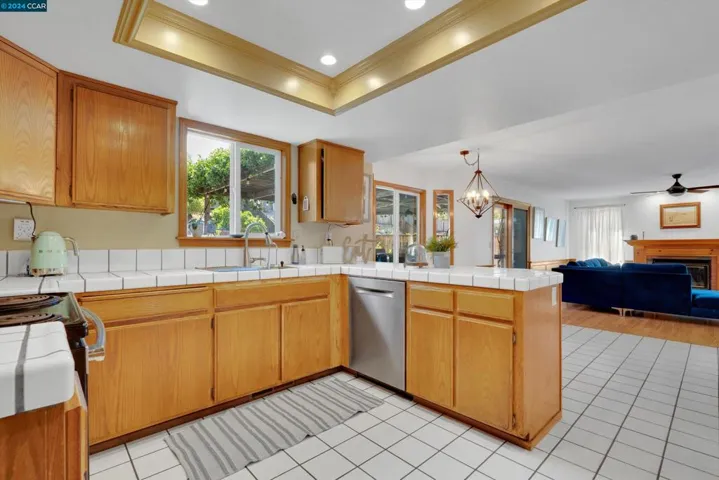 512 Bluerock Dr, Antioch, California 94509