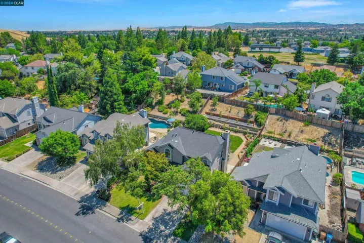 512 Bluerock Dr, Antioch, California 94509