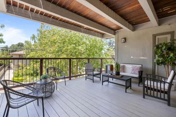 388 Everett Avenue, Palo Alto, California 94301