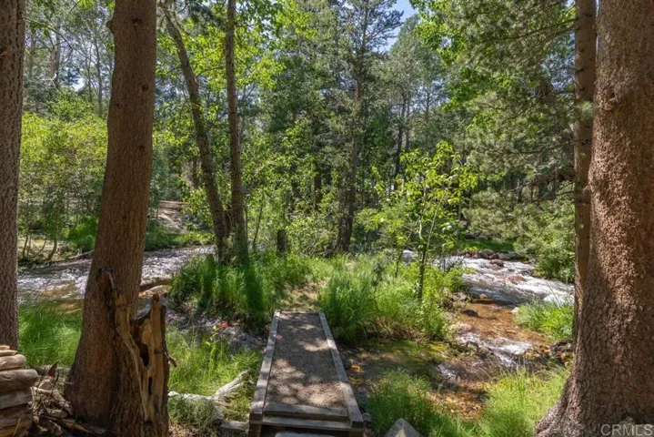175 Columbine Drive, Bishop, California 93514