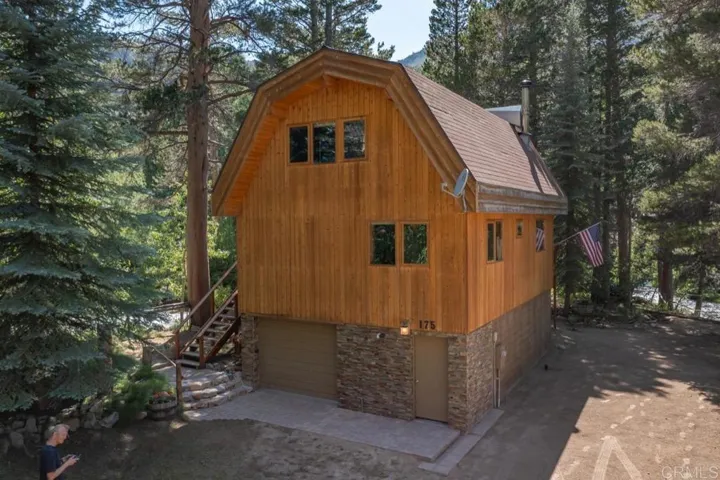 175 Columbine Drive, Bishop, California 93514