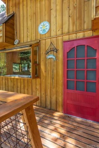 175 Columbine Drive, Bishop, California 93514