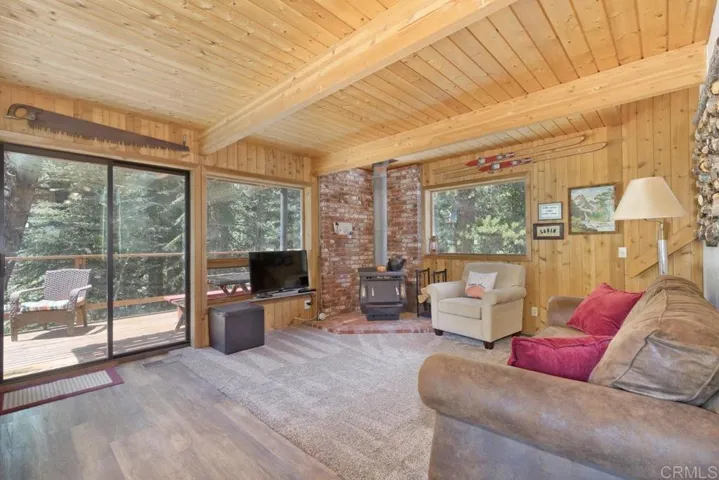 175 Columbine Drive, Bishop, California 93514