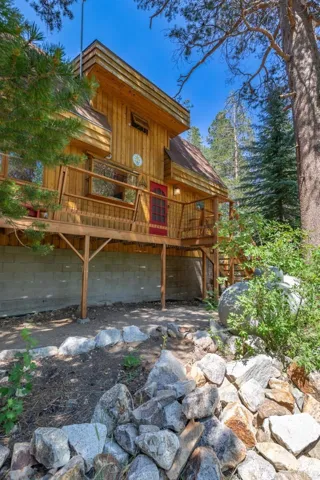 175 Columbine Drive, Bishop, California 93514