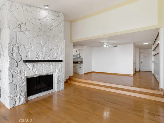 Living Room w/Fireplace