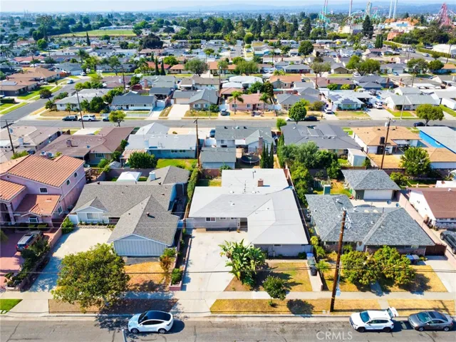 7415 Crescent Avenue, Buena Park, California 90620