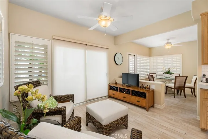 5564 Spinnaker Bay Drive, Long Beach, California 90803
