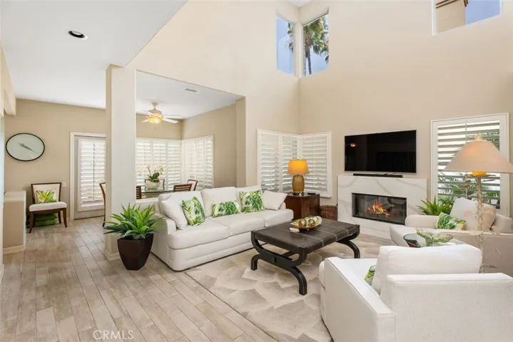 5564 Spinnaker Bay Drive, Long Beach, California 90803