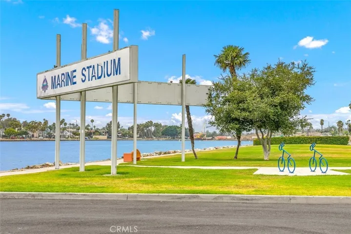 5564 Spinnaker Bay Drive, Long Beach, California 90803