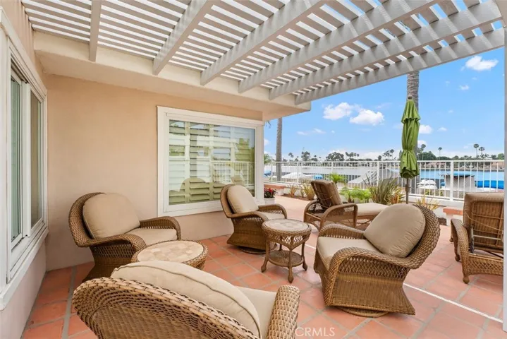 5564 Spinnaker Bay Drive, Long Beach, California 90803