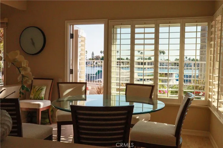 5564 Spinnaker Bay Drive, Long Beach, California 90803