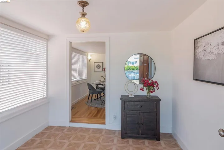 2925 Brookdale Ave, Oakland, California 94602