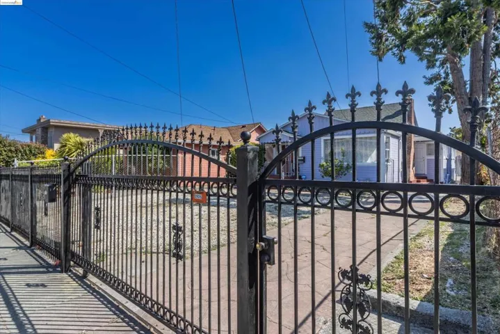 2925 Brookdale Ave, Oakland, California 94602