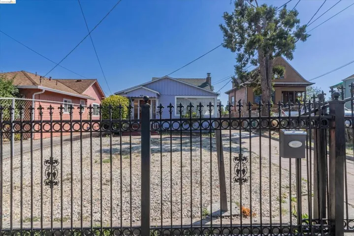 2925 Brookdale Ave, Oakland, California 94602